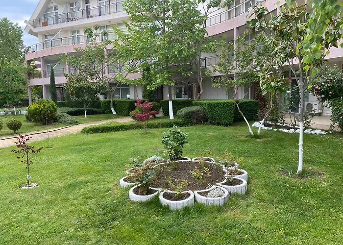 Apartment Kims One-bed For Rent At Sunny Slantschew brjag