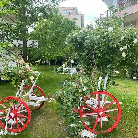 Kims One-bed For Rent At Sunny * Slantchev Briag